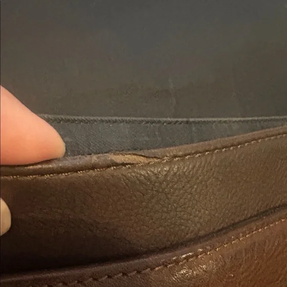 Vintage Liz Claiborne Leather Crossbody Shoulder Bag Cognac Brown Snap Close - Picture 12 of 12